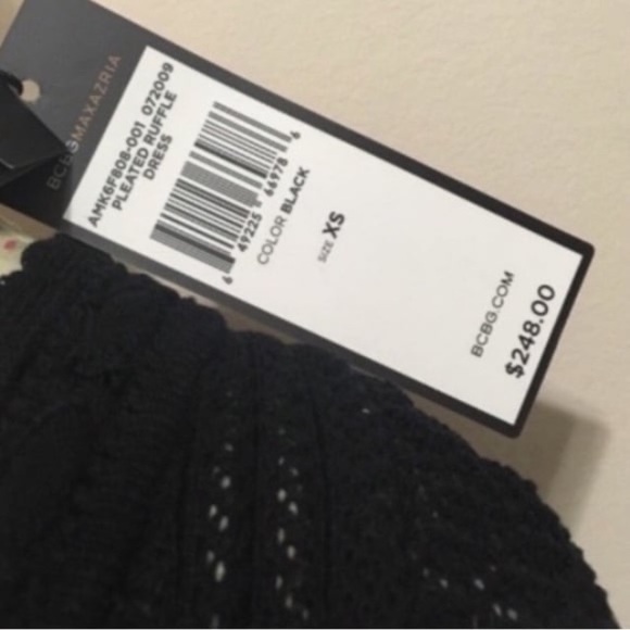 🔴 Offers Please! BCBGmaxAzria Black Pleated Ruffle Black Dress! 🔥 - Picture 10 of 12